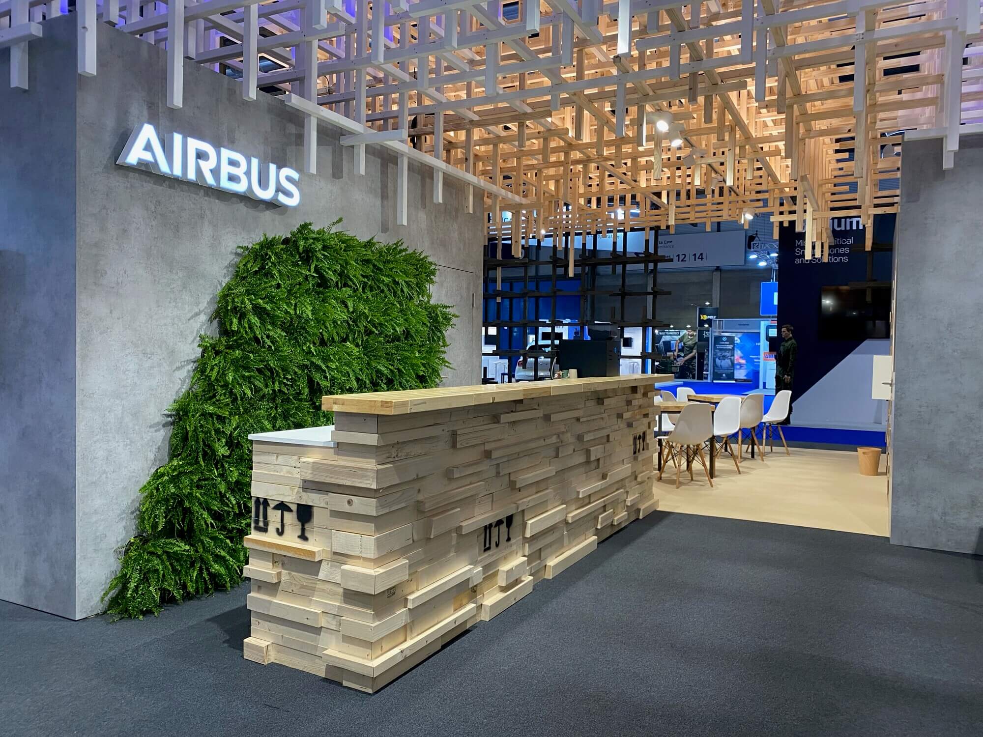 Tomexpo_Airbus_building
